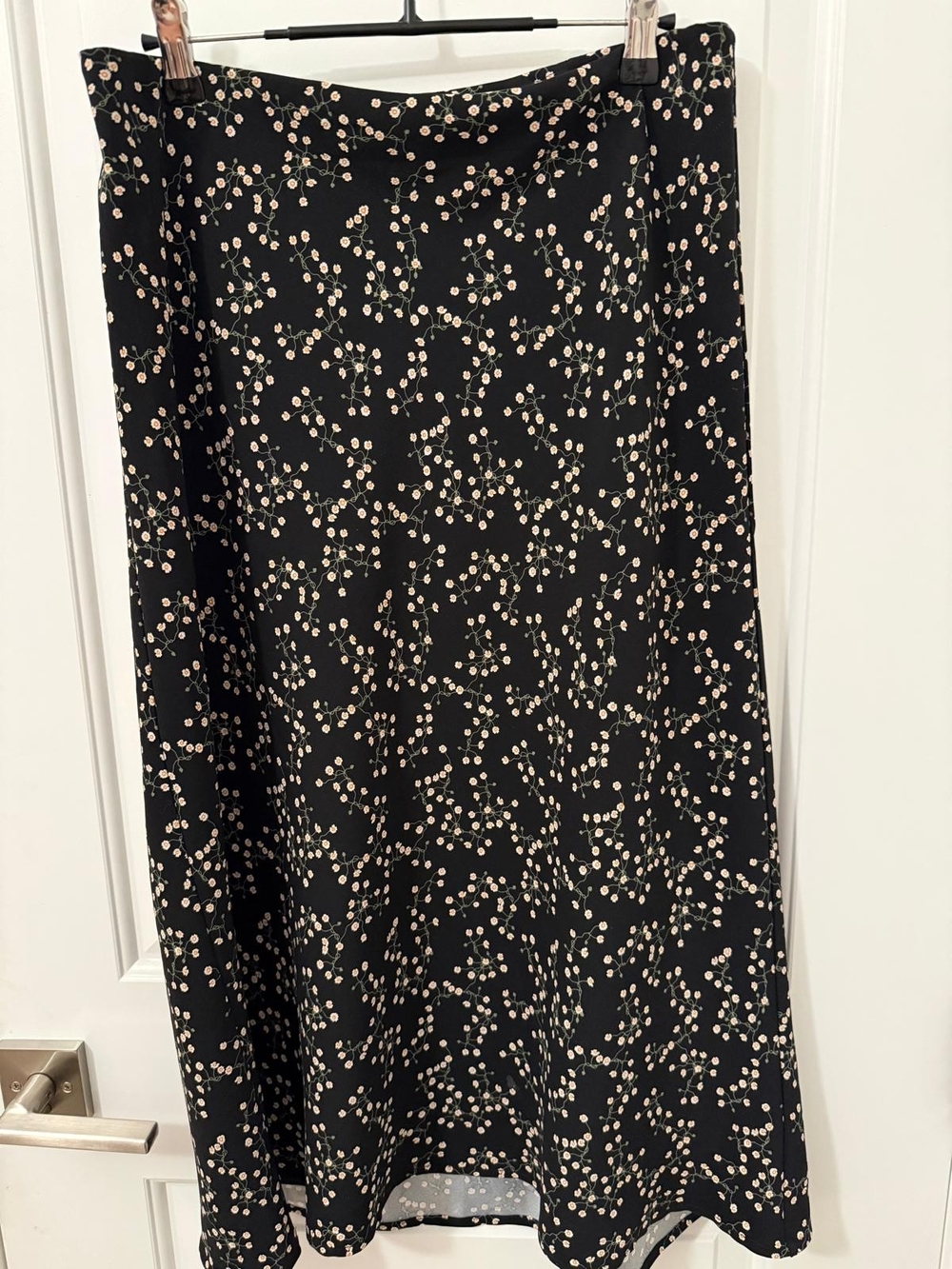 Rachel Zoe Black Floral Midi Skirt - Elegant Women's A-Line